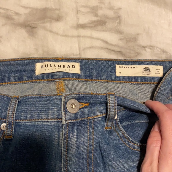 Bullhead Boyfriend Jeans - Picture 2 of 4